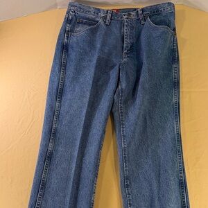 Wrangler 36MWZ men’s jeans, cowboy cut Slim fit size 33/36 straight leg